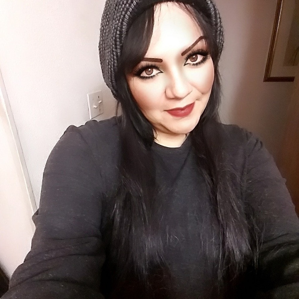 Meet your Posher, Francesca acosta